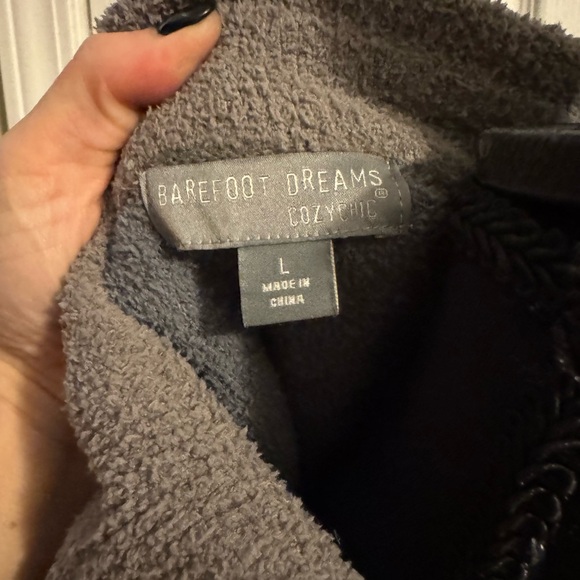 Barefoot Dreams CozyChic Green Shacket - Picture 2 of 2